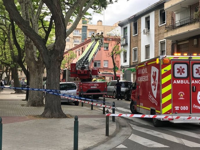Extinción de un incendio en el Arrabal.