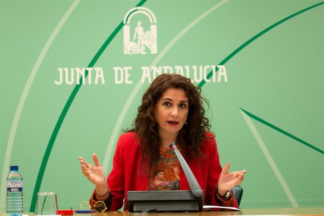 La consejera de Hacienda y Administración Pública, María Jesús Montero