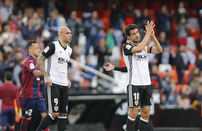 Parejo y Zaza, jugadores del Valencia