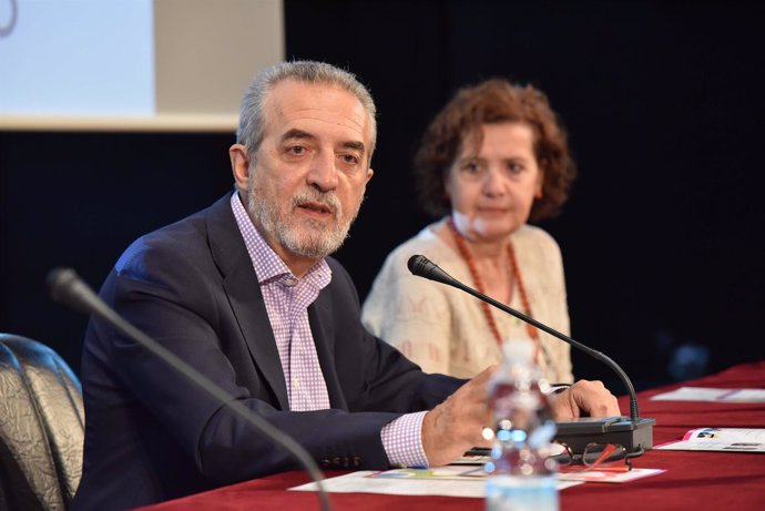 El concejal delegado de Bienestar Social de Sevilla, Juan Manuel Flores