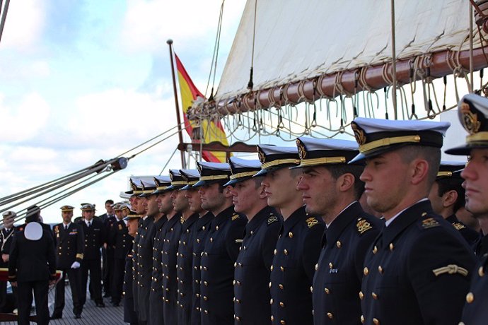 HOMENAJE CF MONTOJO Y ARA SAN JUAN A BORDO BUQUE ESCUELA