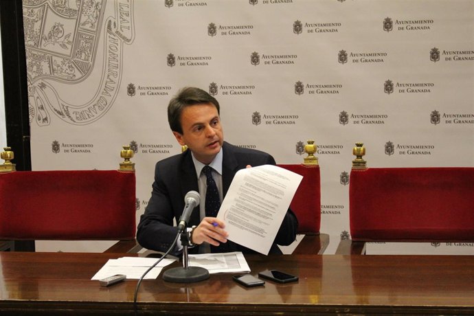 El concejal del PP en el Ayuntamiento de Granada Juan Antonio Fuentes