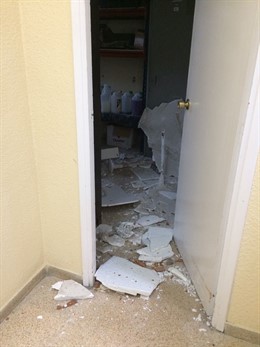 Cuarto de taquillas siniestrado. 