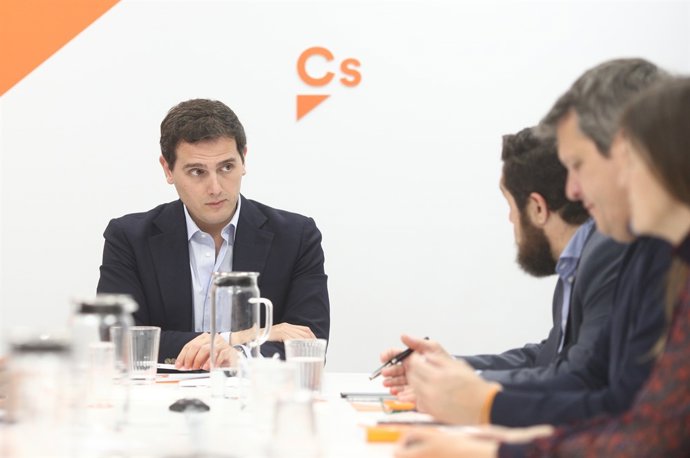Albert Rivera presideix la reunió del Comitè Permanent de Ciudadanos