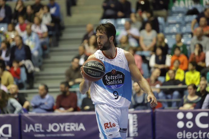 Nacho Llovet Monbus Obradoiro