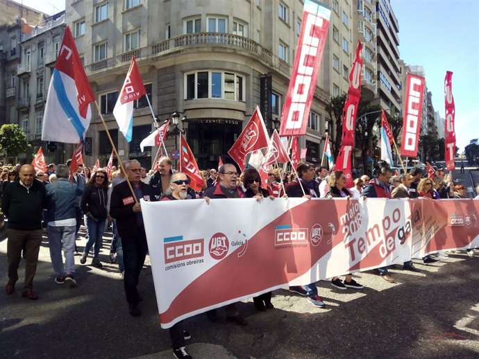 Manifestación del 1 de mayo de CC.OO. Y UGT en Vigo             