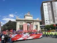 La marcha del 1 de mayo en València reivindica que es "tiempo de ganar" igualdad, mayor salario y pensiones dignas