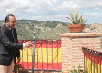 Gregorio destaca la labor de los tres guardias civiles que han reducido al agresor de Lominchar