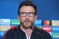 Di Francesco: "¿Esperan que nos rindamos en una semifinal ante 70.000 espectadores?"