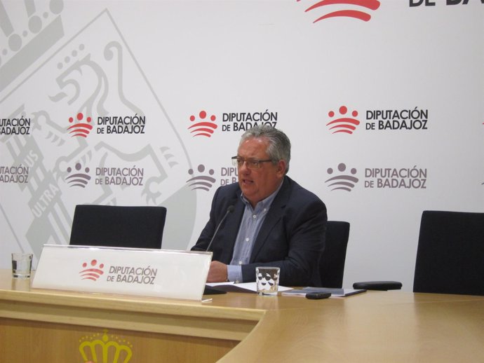 Antonio Garrote, en rueda de prensa en Badajoz                  