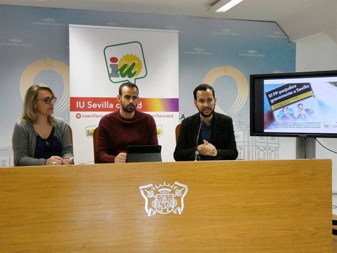 Rueda de prensa de IU