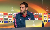 Godín: "El rival no puede hacer nada para condicionar nuestra ambición"