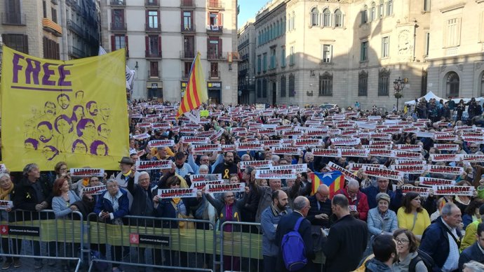 Concentració de suport als dirigents independentistes empresonats