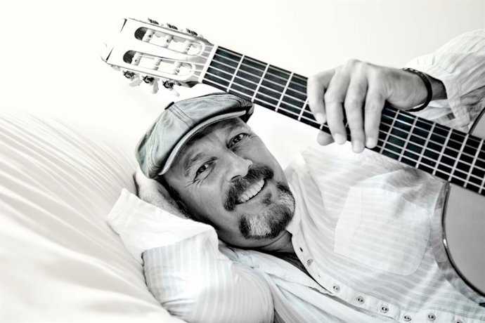 Javier Ruibal llega al Teatro Lope de Vega de Sevilla