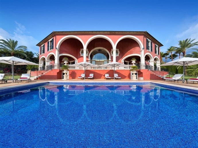 Residencia Adolfo Suárez