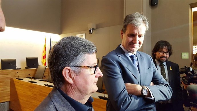 Lluís Tejedor (alcalde de El Prat) Juan Alfaro (Renfe) Ricard Font (Generalitat)