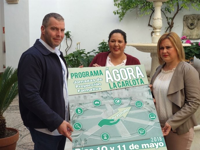 Amo (centro) y Granados presenta el programa Ágora La Carlota