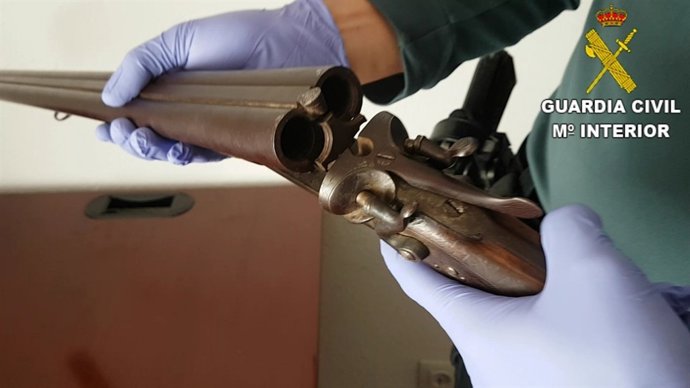 La escopeta localizada al hombre que se atrincheró