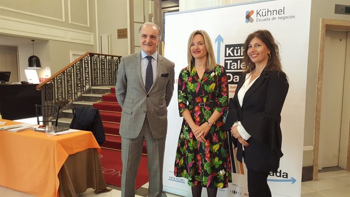Pilar Alegría visita "Kühnel Talent Day"