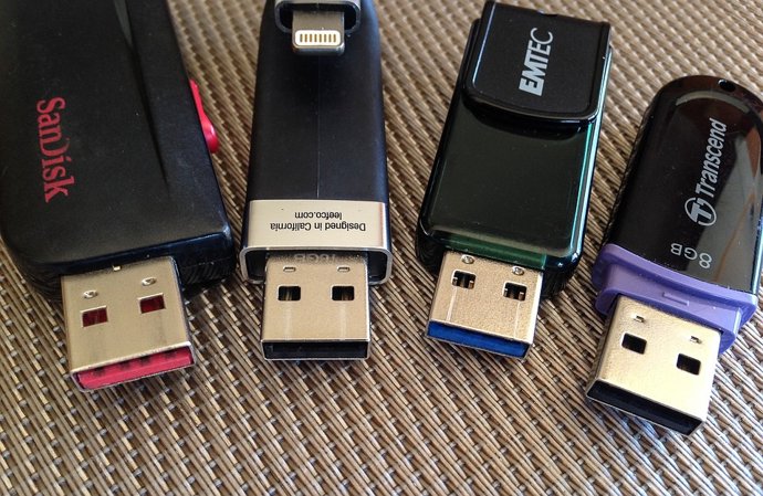 Pendrive USB (ARXIU) 