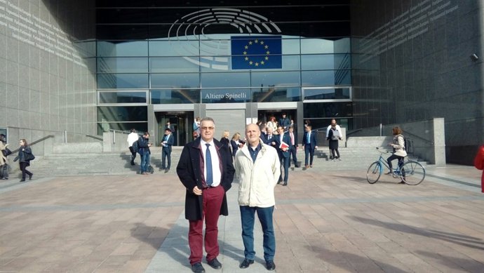 Miembros de la plataforma del Río Castril en Bruselas