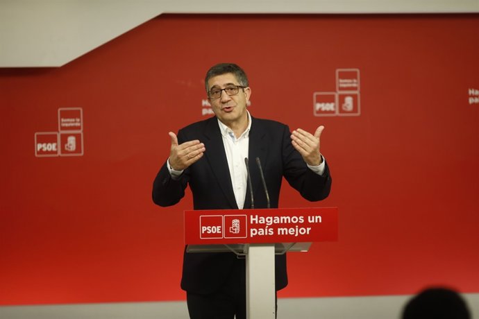 Roda de premsa del secretari de Política Federal del PSOE, Patxi López