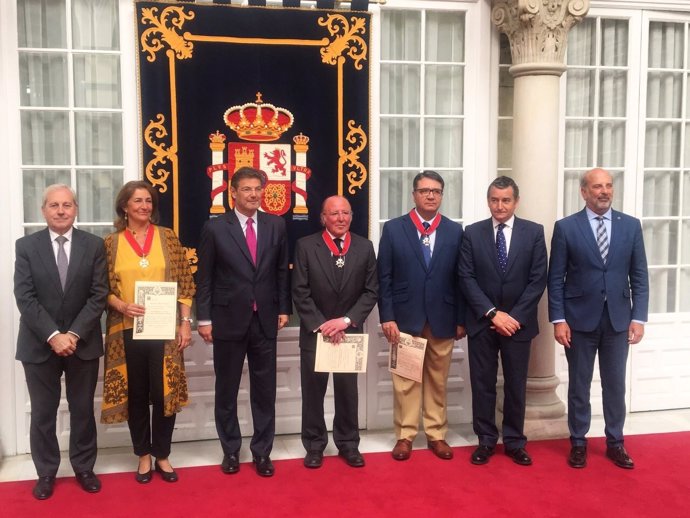 Catalá entrega condecoraciones de la Orden de San Raimundo de Peñafort