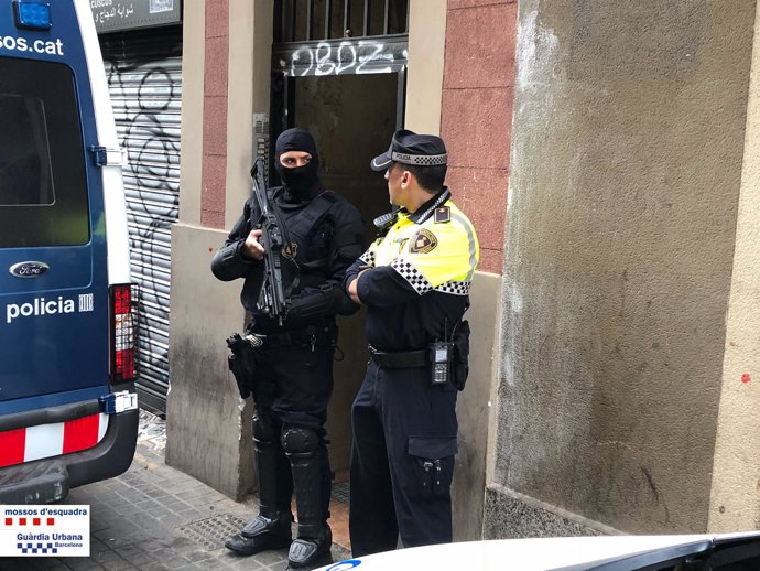 Operación contra un narcopiso del Raval de Barcelona