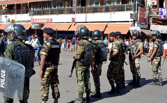 Policía antidisturbios en Antananarivo