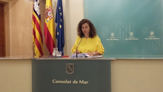 Pilar Costa en el Consell de Govern