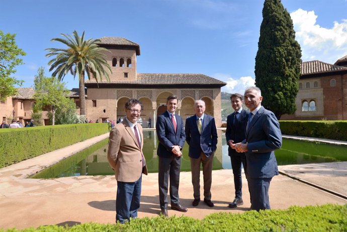 Acuerdo entre la Alhambra y WMF para intervenir en enclaves del monumento