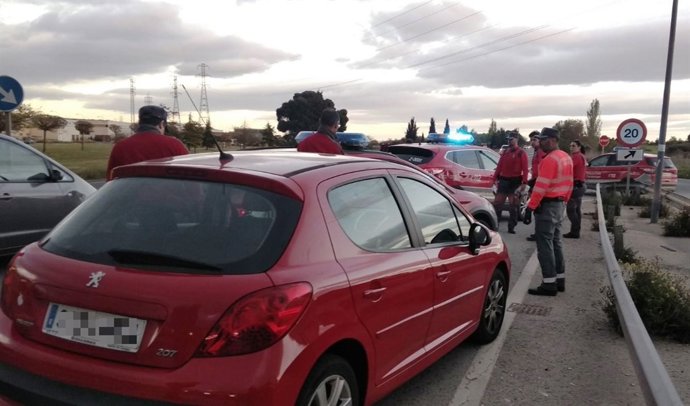 Momento de la detención de los dos jóvenes tras la persecución