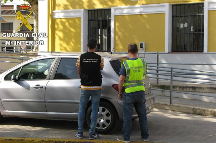 Agentes de la Guardia Civil