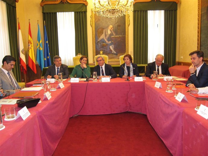 REUNIÓN JUNTA LOCAL DE SEGURIDAD DE GIJÓN                           