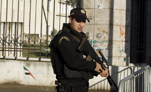 Policía de Túnez