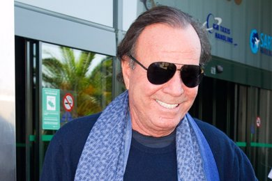 Julio Iglesias, última oportunidad para recoger la demanda de paternidad