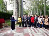 Urkullu llama a "honrar" la memoria de las víctimas y a trabajar por la  convivencia tras la desaparición de ETA