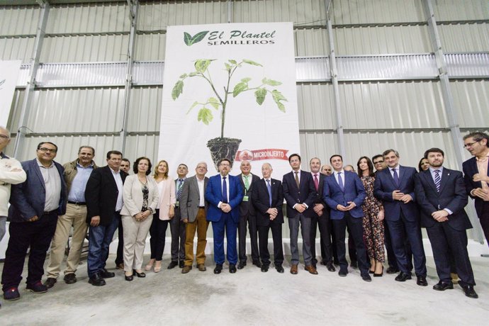 Inauguración del semillero de 'El Plantel' en El Ejido