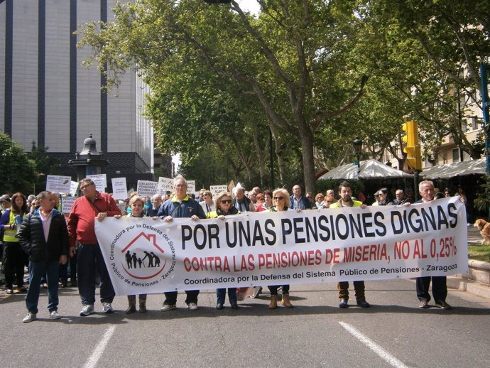 Manifestación por 'Unas pensiones dignas'.