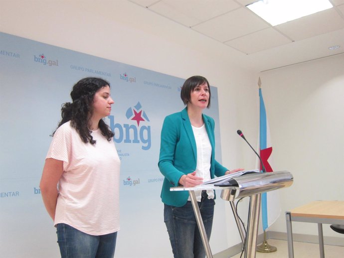 Noa Presas y Ana Pontón en rueda de prensa.                
