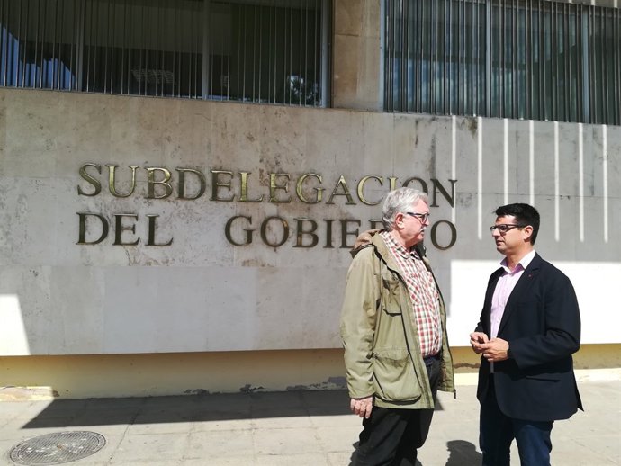 Manuel Monereo y Pedro García ante la Subdelegación