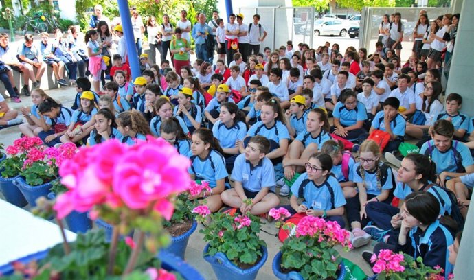 Alumnos participantes en la gymkhana