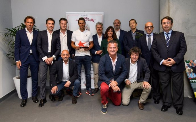 Rafael Nadal recibió el Premio Especial María de Villota