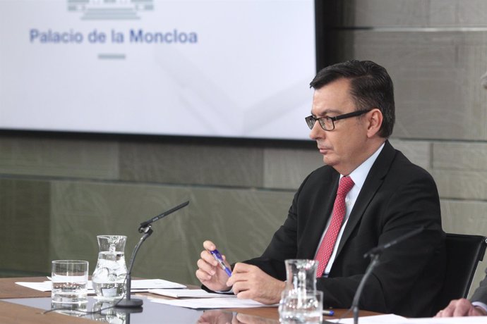 Rueda de prensa del ministro de Economía, Román Escolano, tras el Consejo