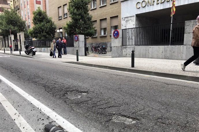 Baches en paseo de Sagasta