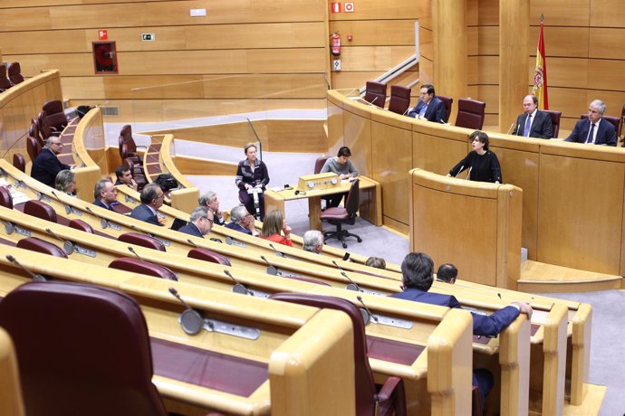 Santamaría en la Comisión del artículo 155 en el Senado