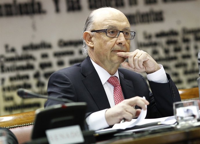 Cristóbal Montoro compareix en el Senat