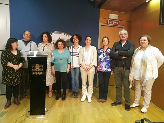 Grupos Parlamentarios 