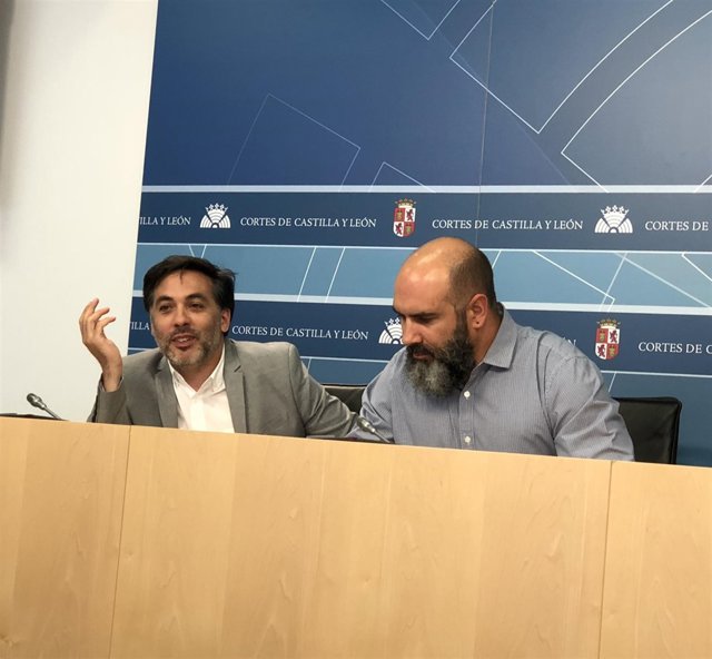 Carlos Chávez (I) junto Ricardo López Prieto (D), 9-5-18