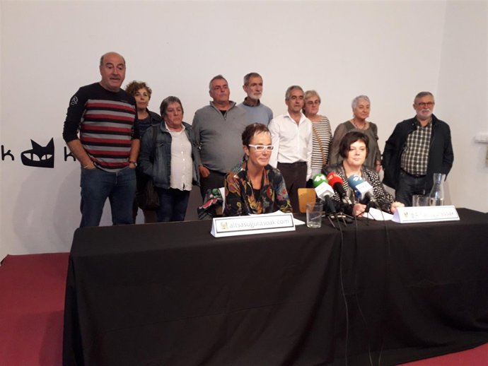 Madres y padres de los acusados por agresión a guardias civiles de Alsasua.